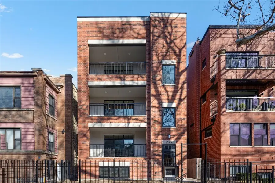 1304 W Winona ST #1S, Chicago, IL 60640