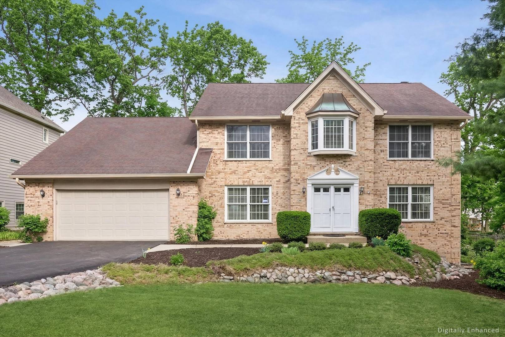 1361 Champion Forest CT, Wheaton, IL 60187