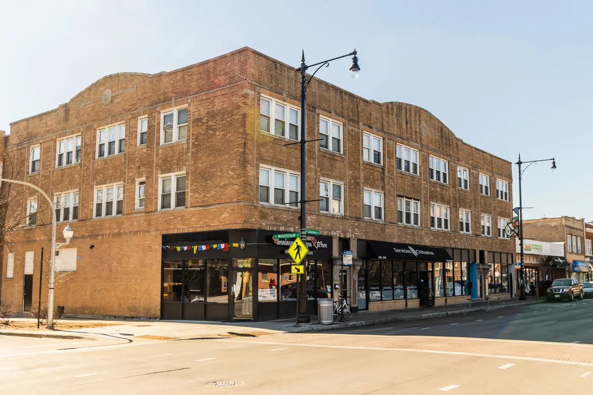 2709 W Lawrence AVE #3, Chicago, IL 60625