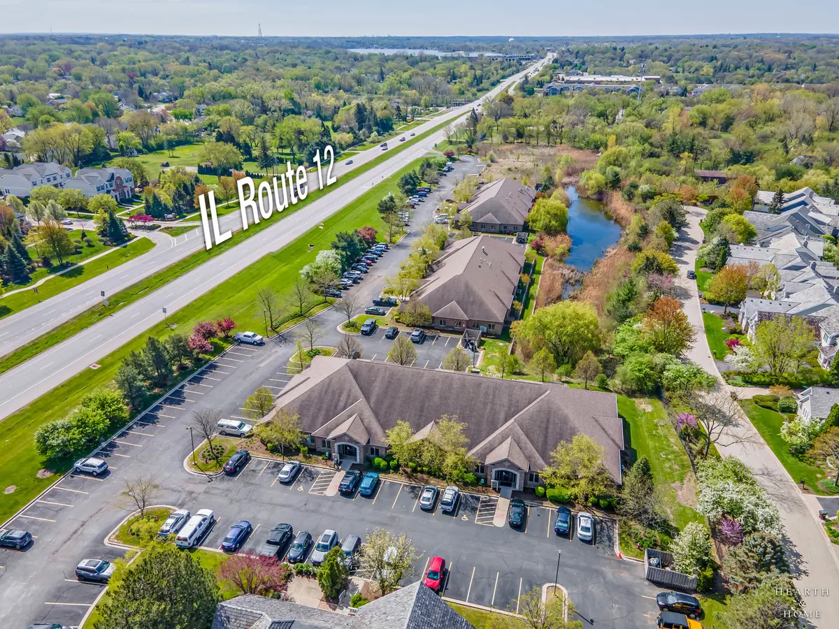 106 S Wynstone Park DR #104, Barrington, IL 60010