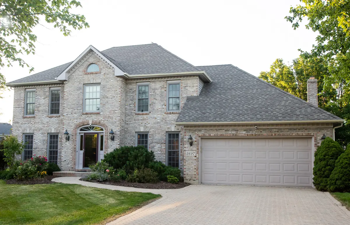 2697 Fox River LN, Naperville, IL 60565