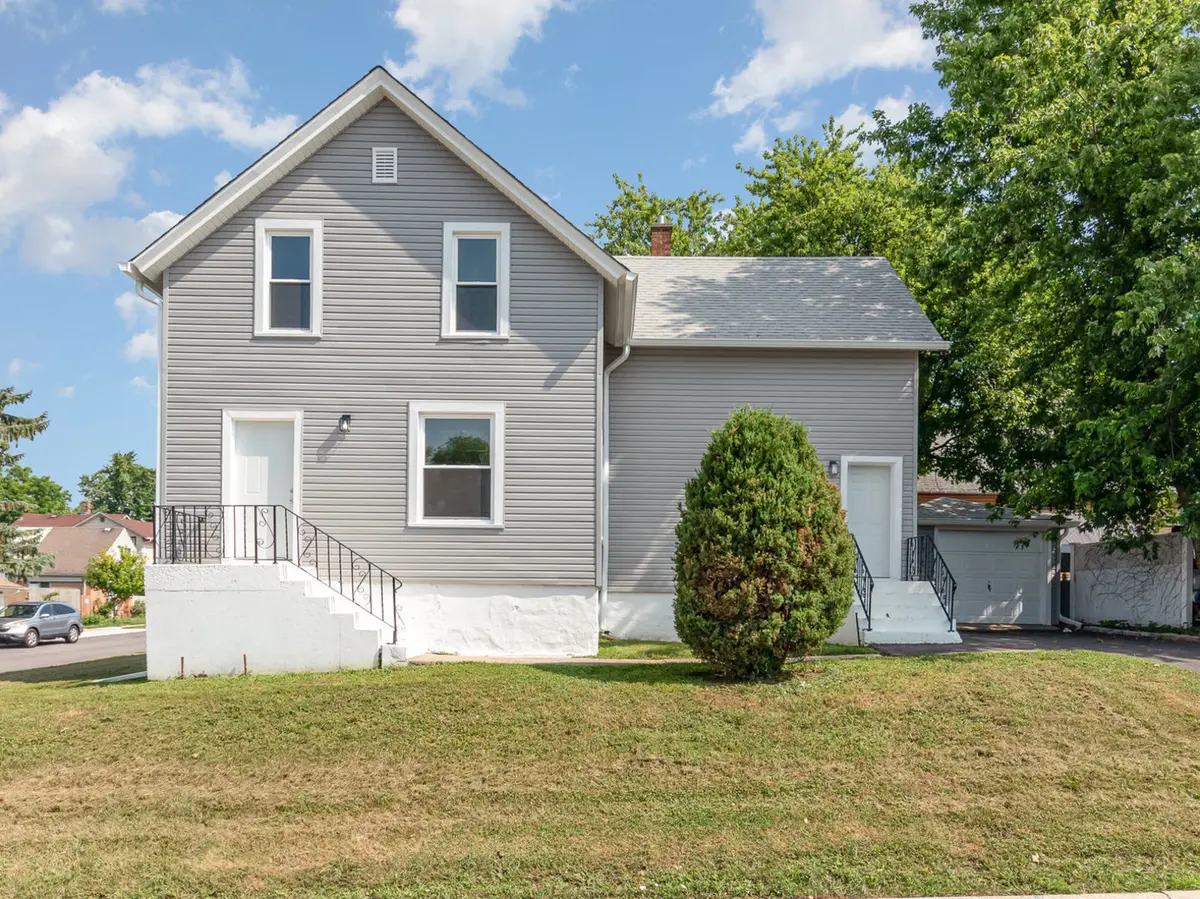 2824 Union ST, Blue Island, IL 60406