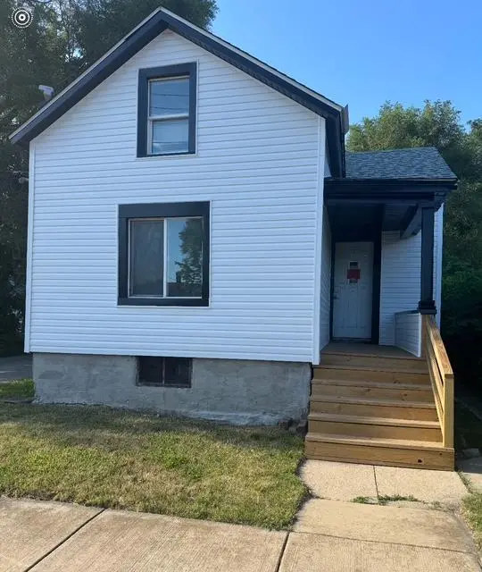 608 Front ST, Aurora, IL 60505