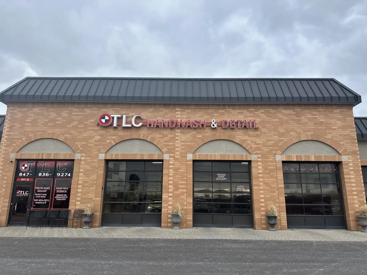 1077 E Main ST, East Dundee, IL 60118