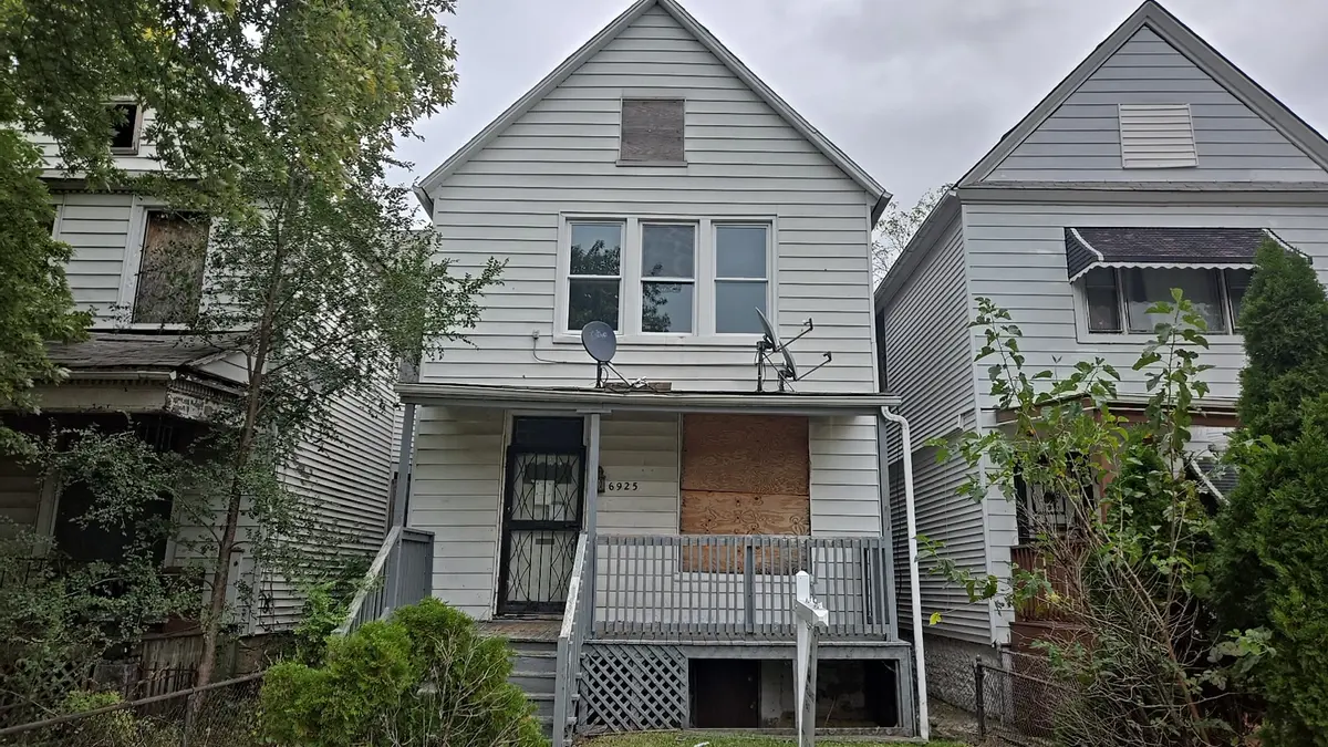 6925 S Stewart AVE, Chicago, IL 60621