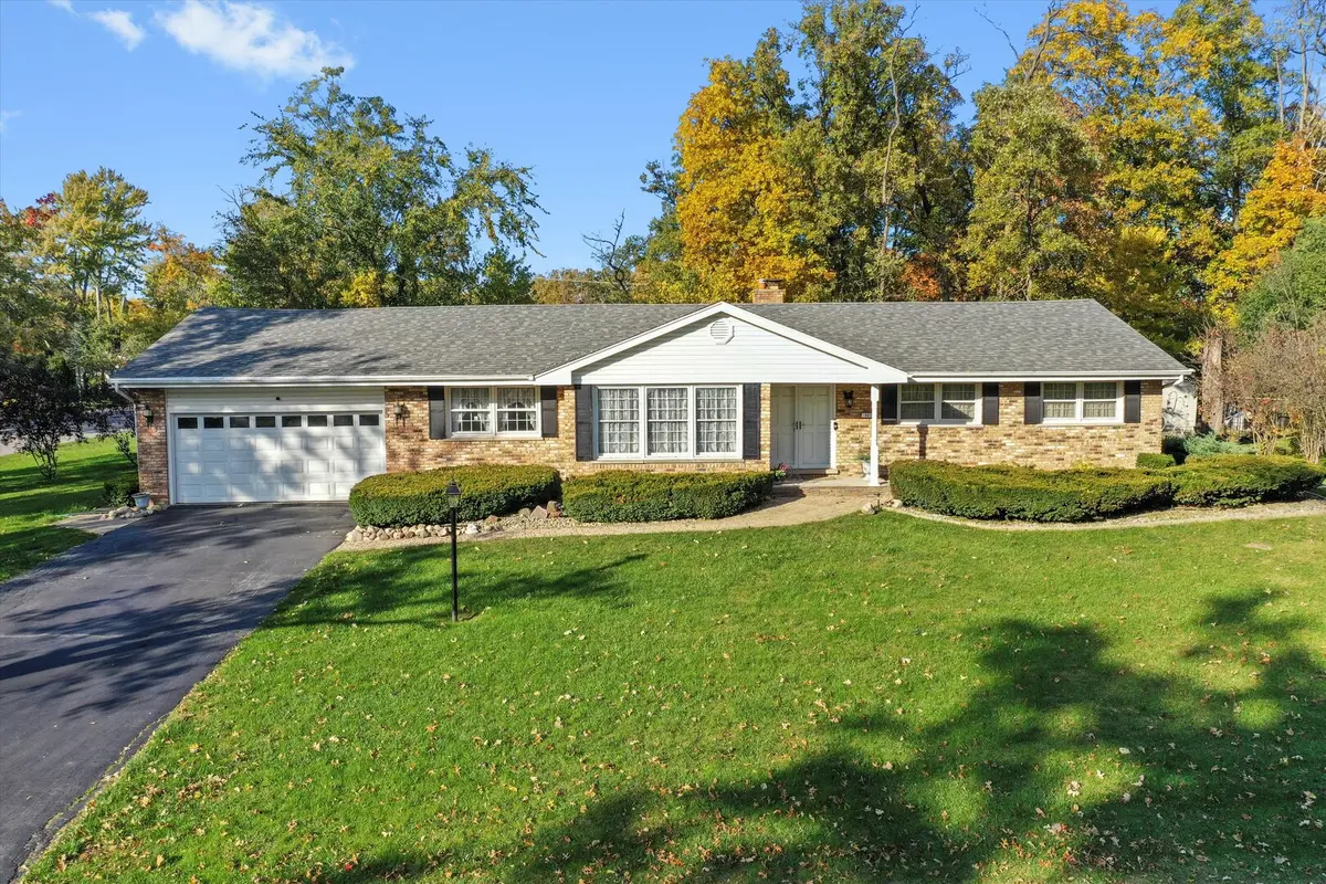 71 Hereford DR, Crete, IL 60417