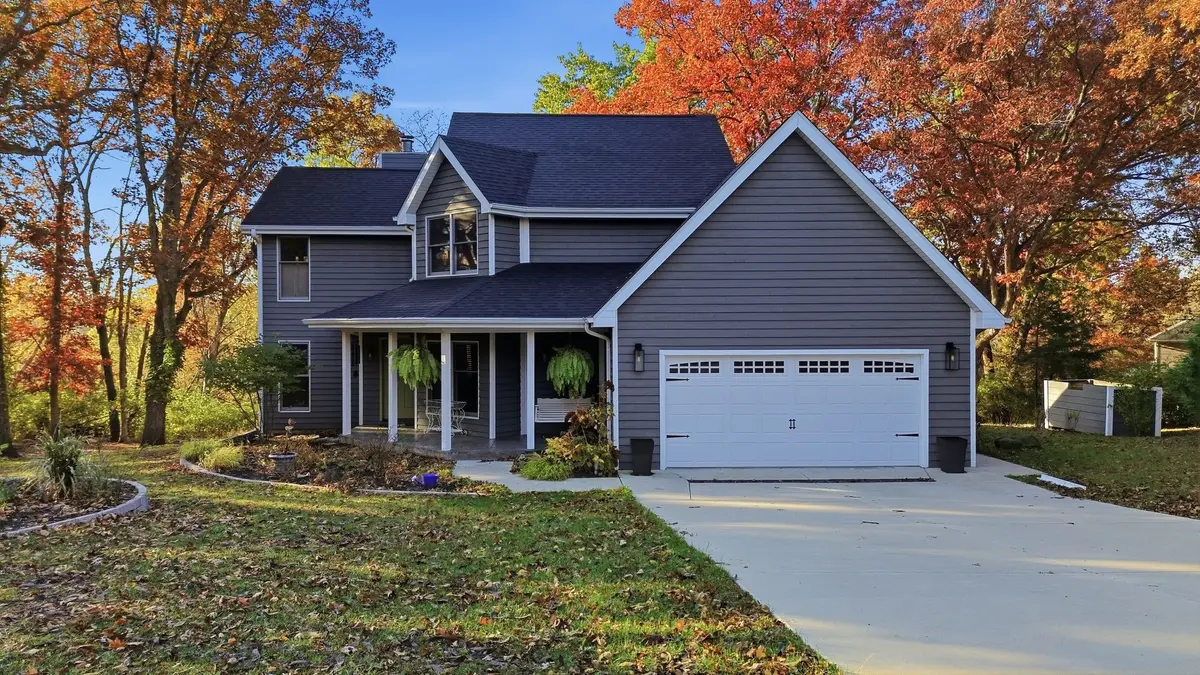 507 N Sangamon LN, Dixon, IL 61021