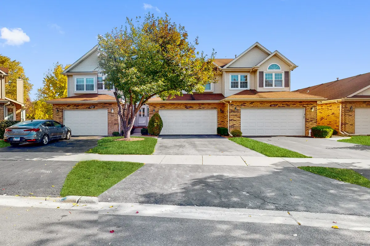 1065 N Jamey LN, Addison, IL 60101