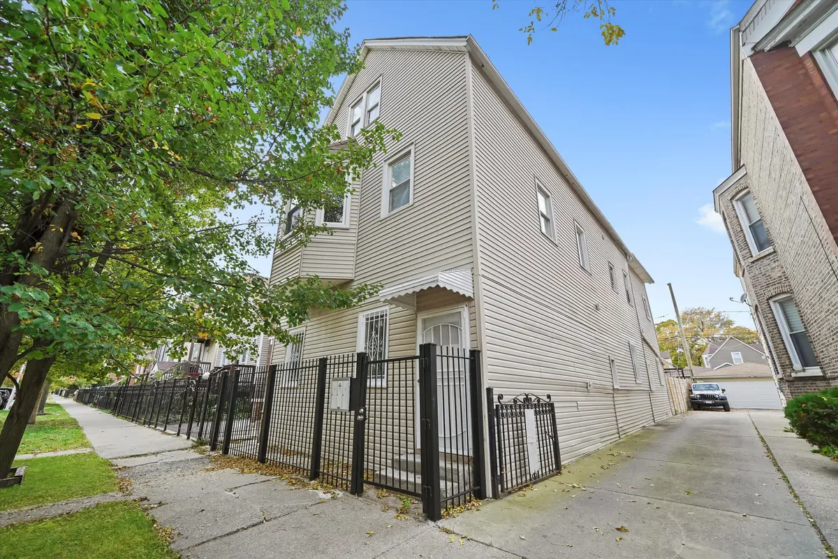 2838 S Keeler AVE, Chicago, IL 60623