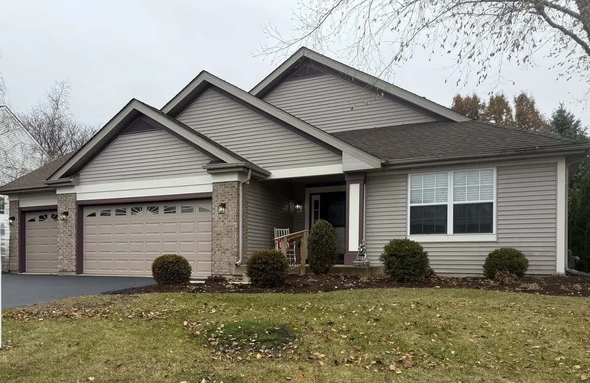 2008 Crooked Tree CT, Mchenry, IL 60050