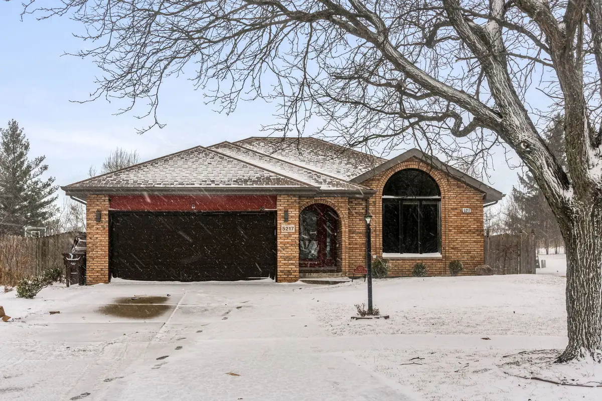 5217 Kathleen CT, Oak Forest, IL 60452