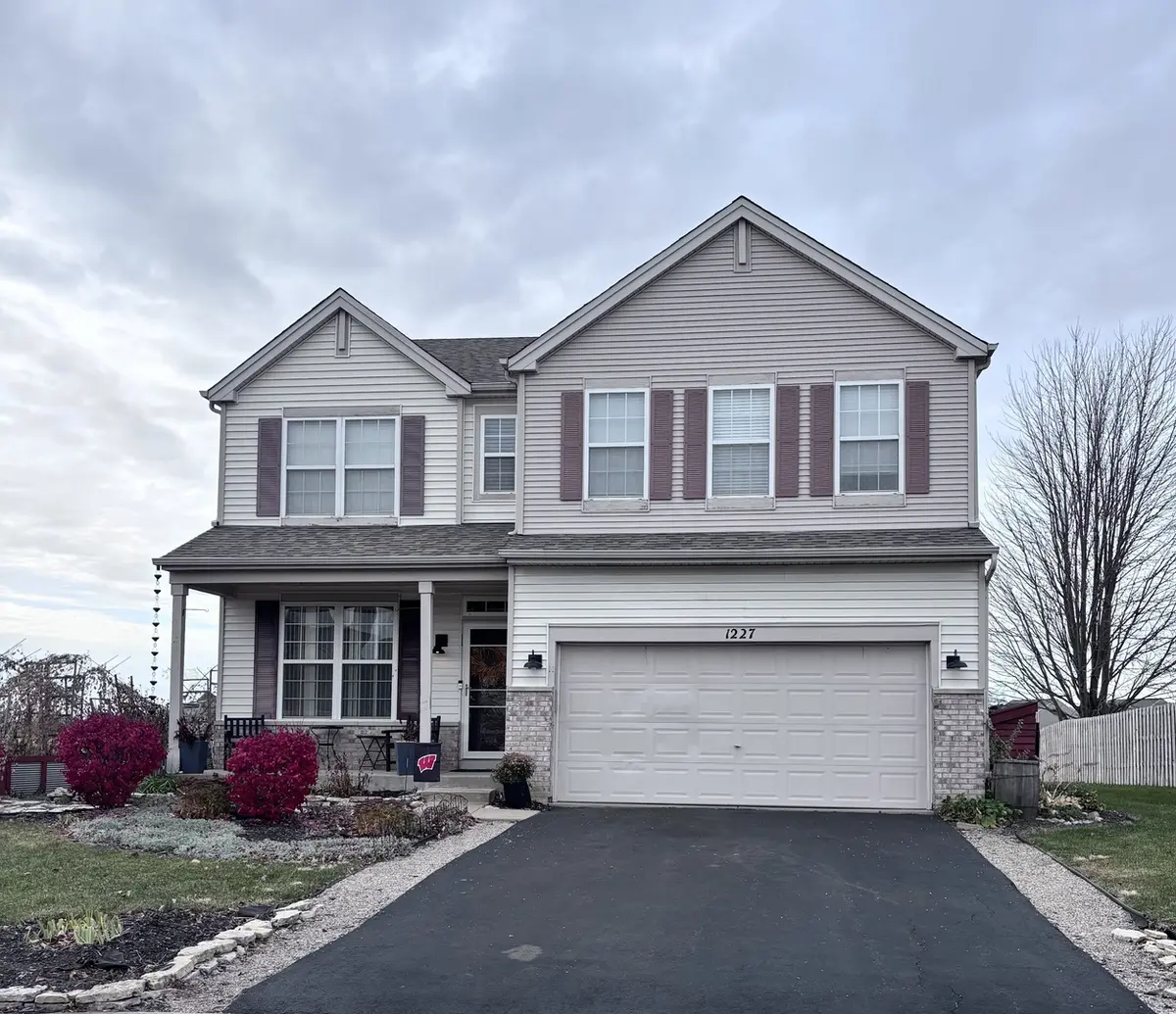 1227 WABENA AVE, Minooka, IL 60447