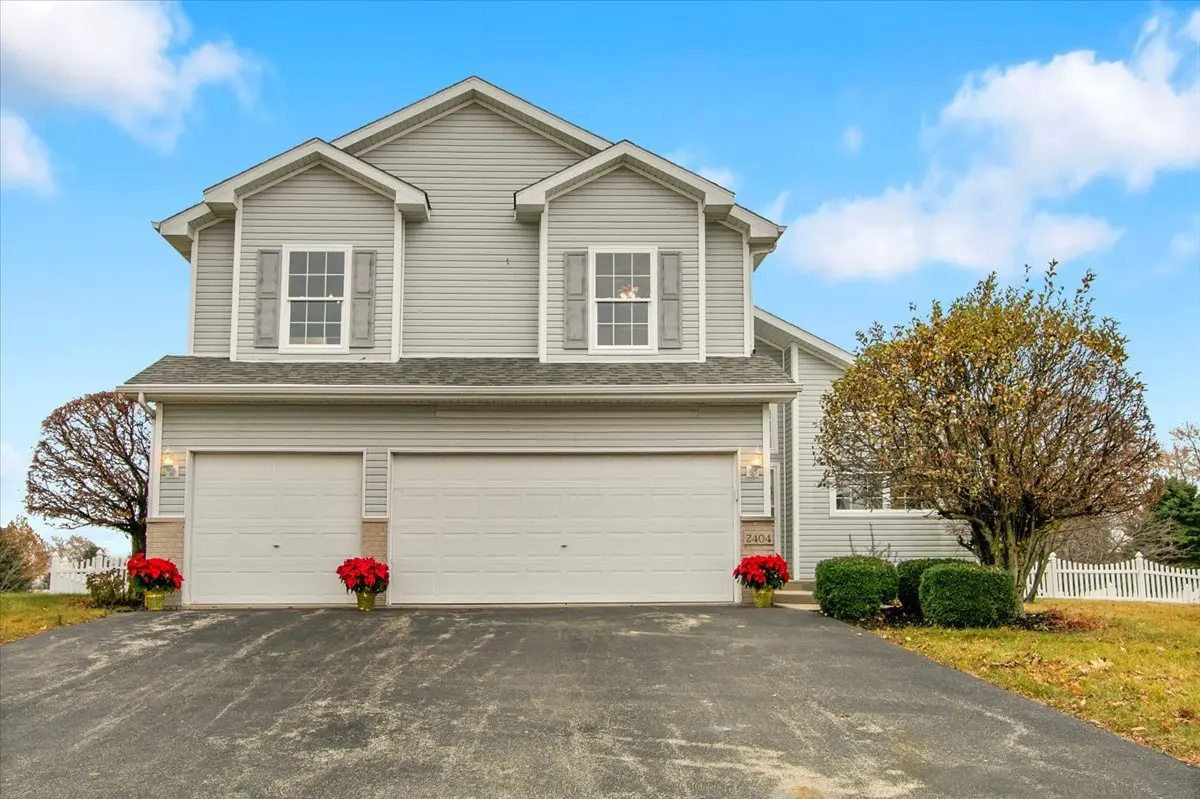 2404 White Ash CT, Plainfield, IL 60586