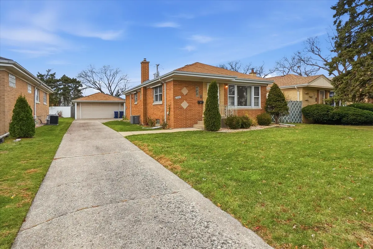 1542 Homestead RD, La Grange Park, IL 60526