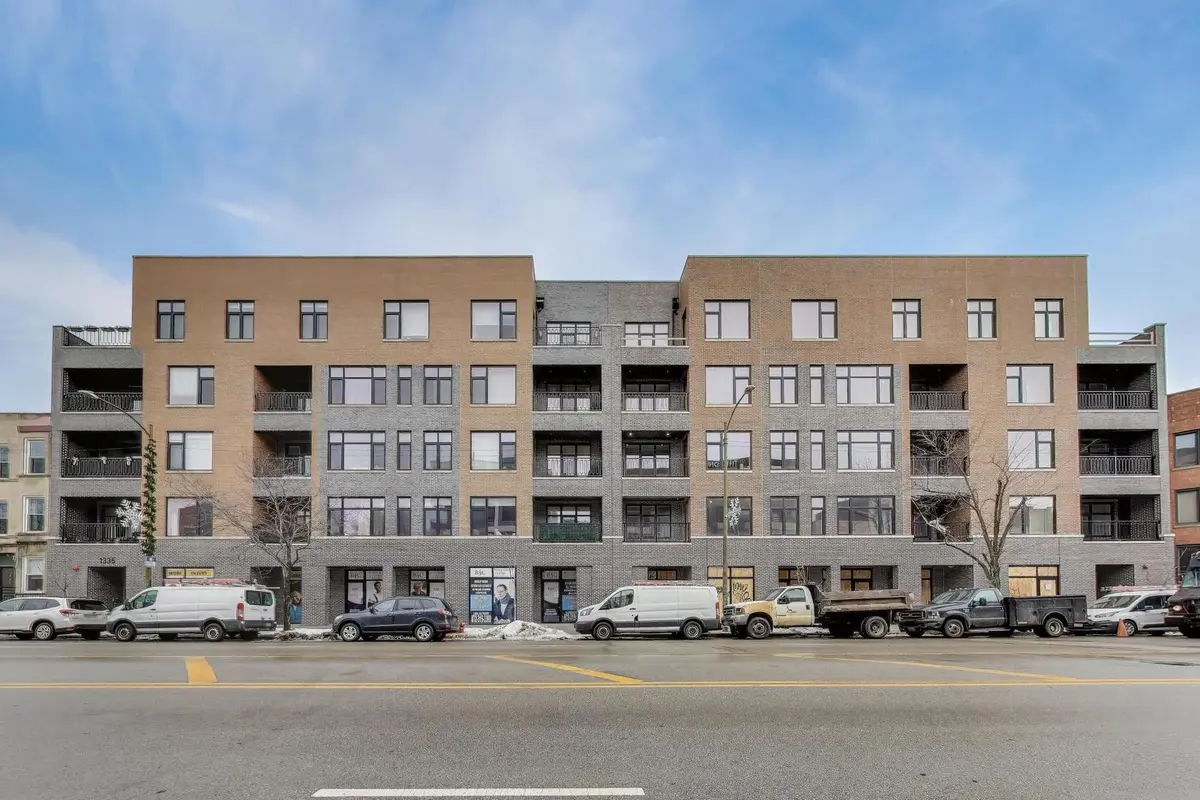 1317 N Western AVE #202, Chicago, IL 60622