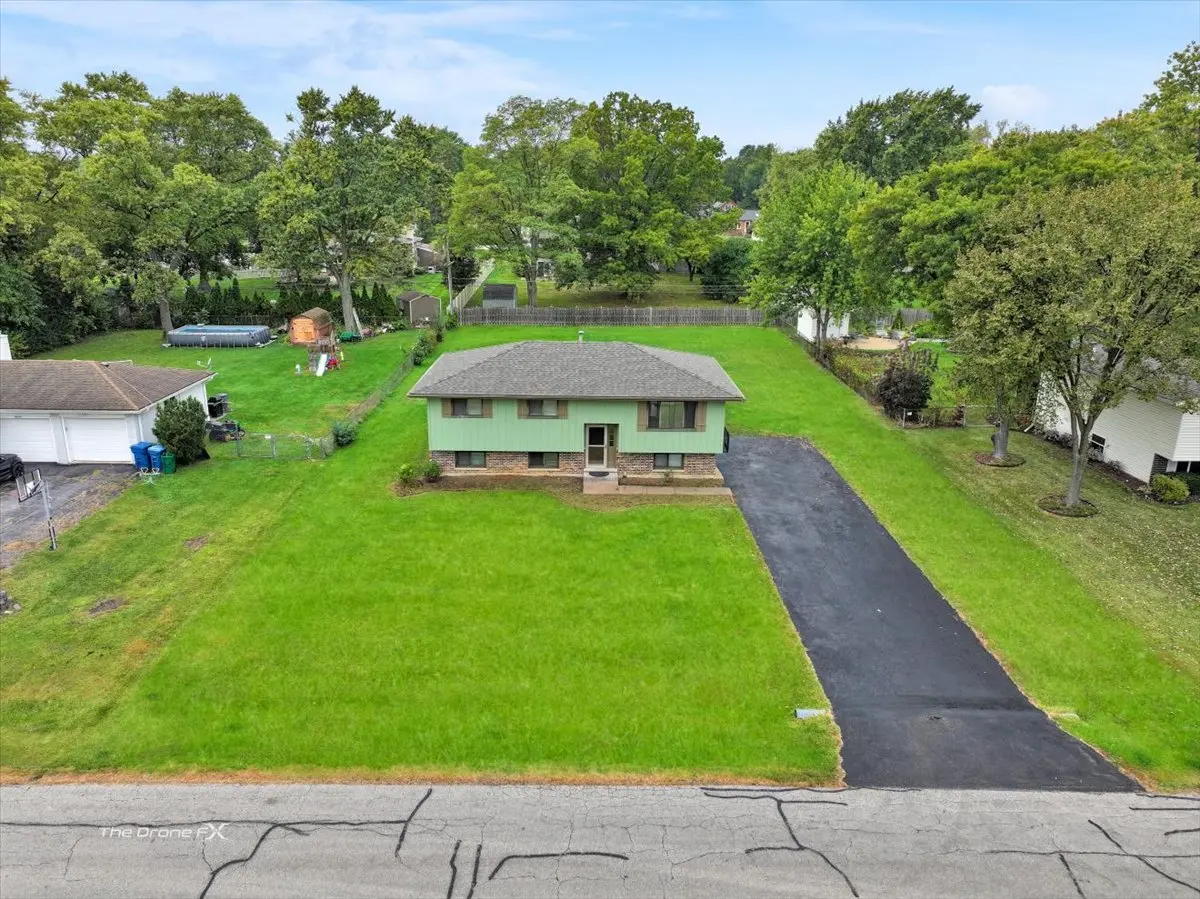 2n314 Euclid AVE, Glen Ellyn, IL 60137