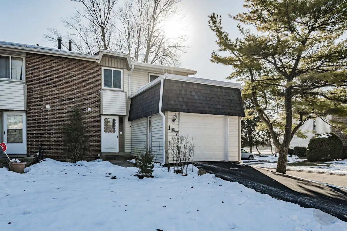 187 Roberts RD #187, Bolingbrook, IL 60440