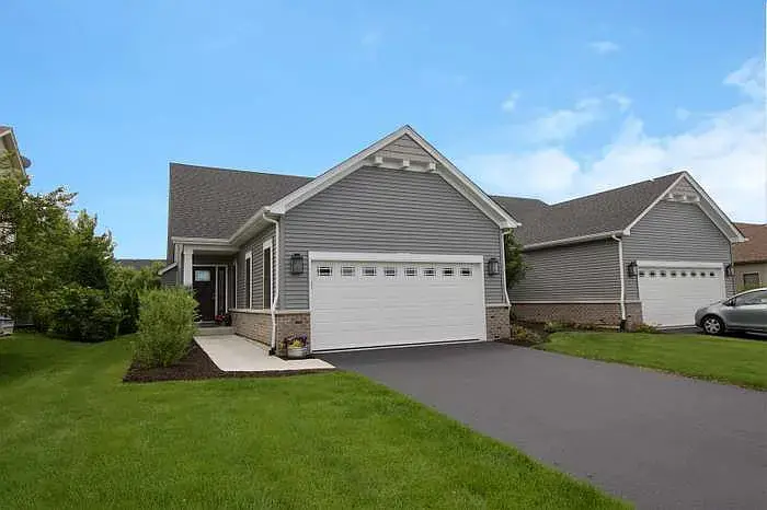 538 Sudbury CIR, Oswego, IL 60543