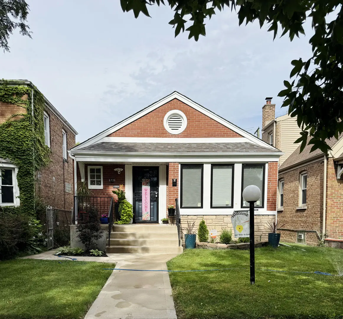 8728 S Merrill AVE, Chicago, IL 60617