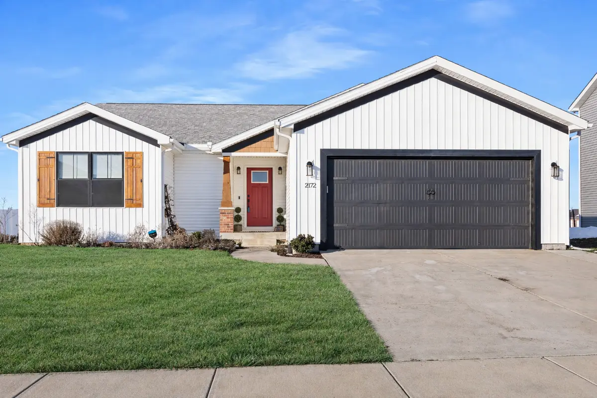 2172 Granby LN, Normal, IL 61761