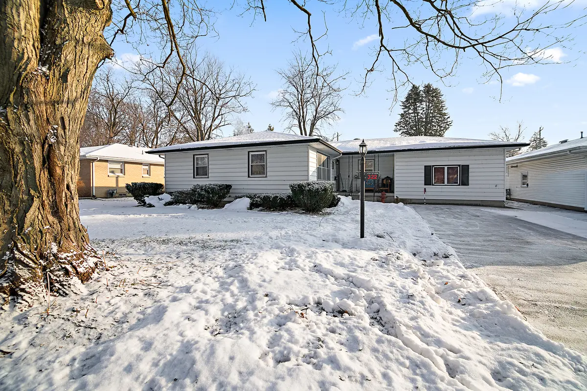 322 N Franklin ST, Momence, IL 60954