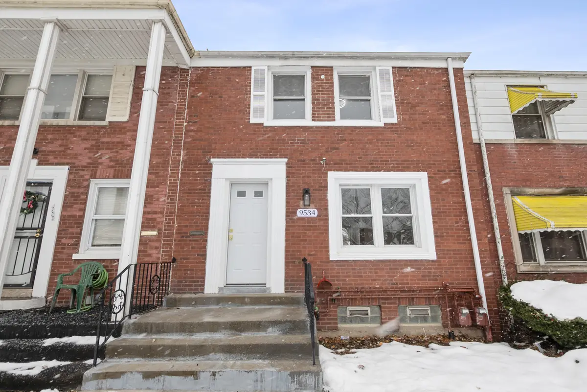 9534 S Euclid AVE, Chicago, IL 60617