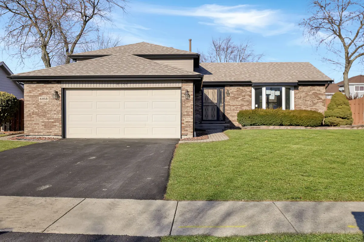 6158 White Birch LN, Matteson, IL 60443
