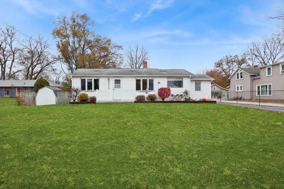 0S348 East ST, Winfield, IL 60190