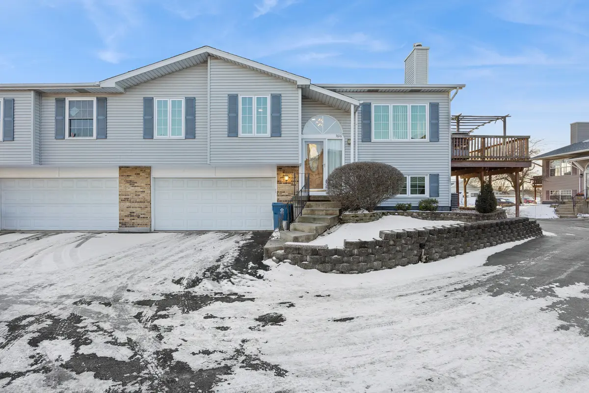 7616 W Saint Francis RD, Frankfort, IL 60423
