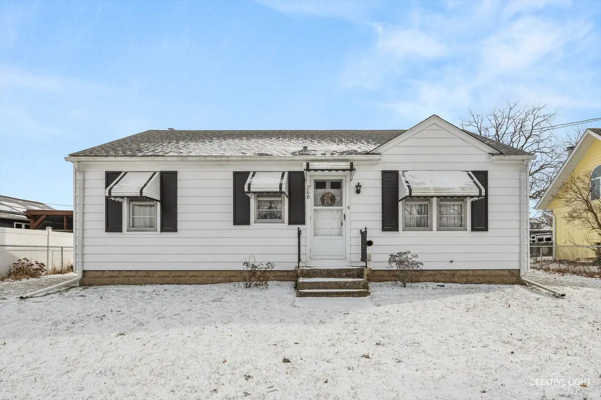 268 S Adams ST, Oswego, IL 60543