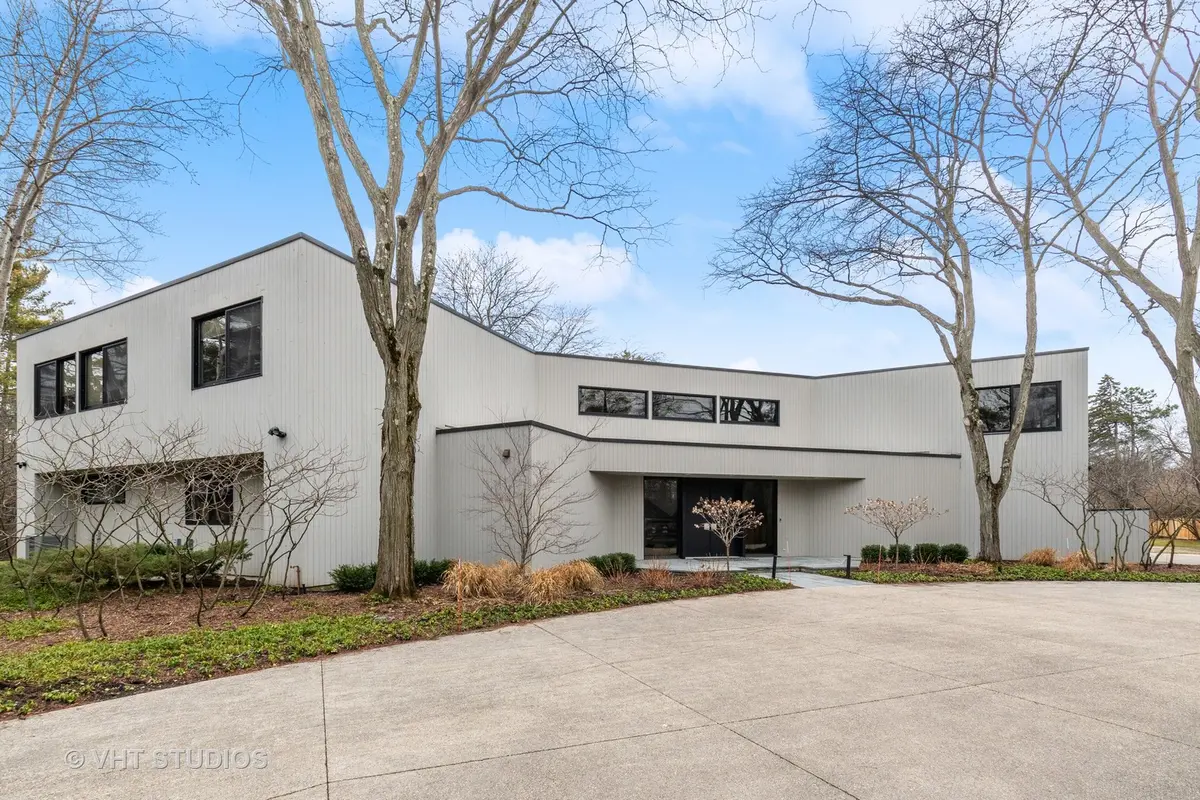 808 Prairie RD, Glencoe, IL 60022