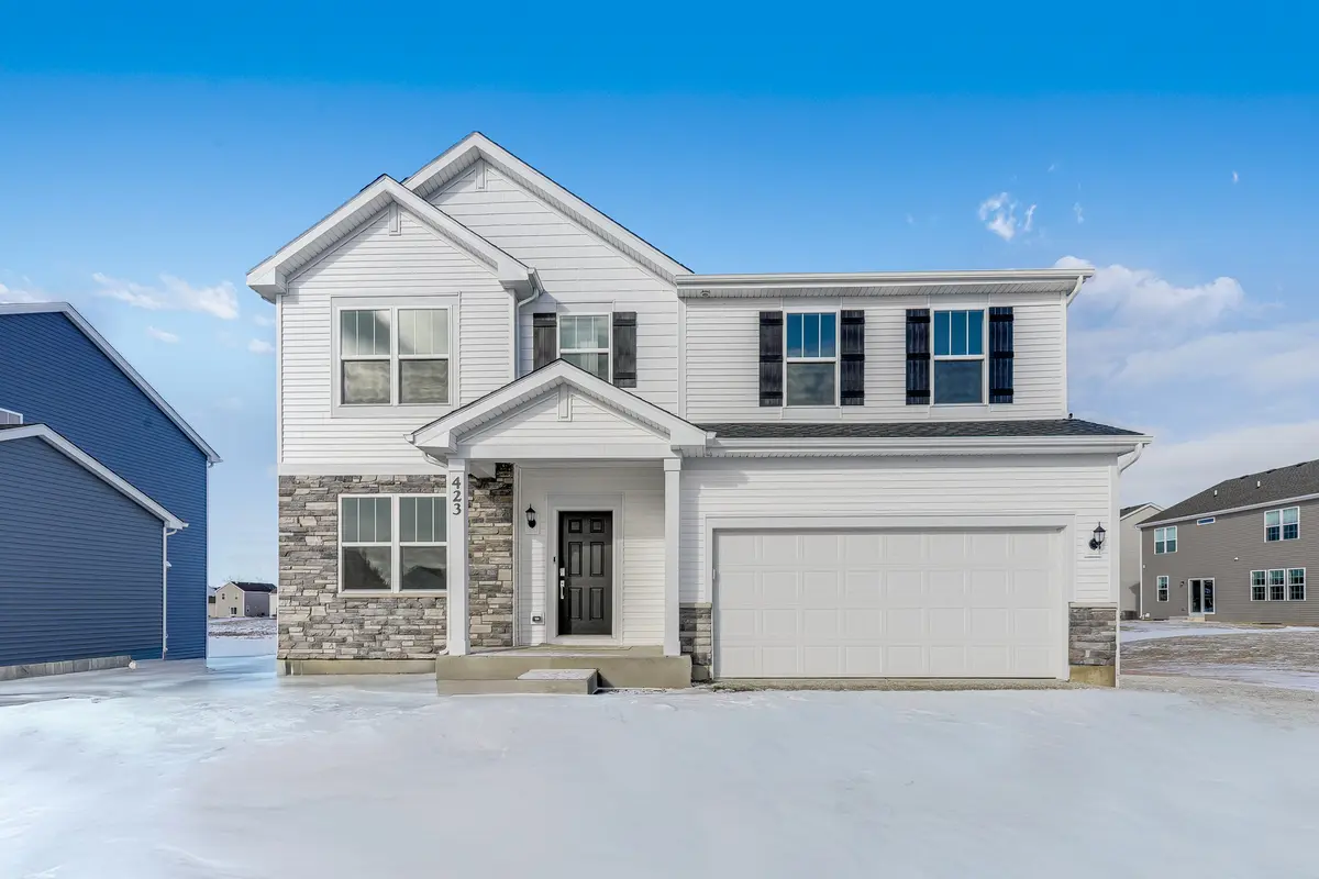 423 Hathaway LN, Oswego, IL 60543