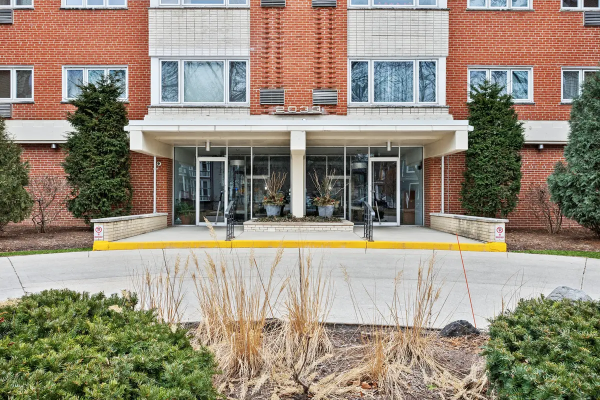 2033 Sherman AVE #504, Evanston, IL 60201
