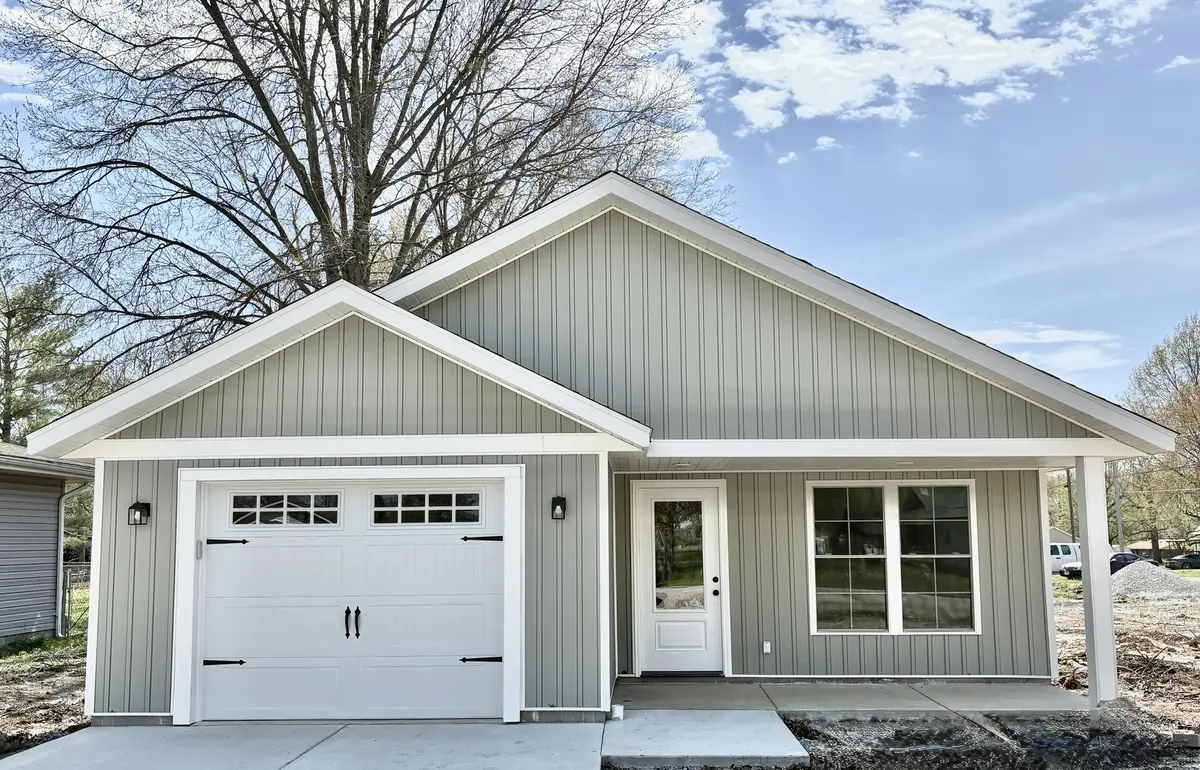 209 Madison ST, Cambria, IL 62915