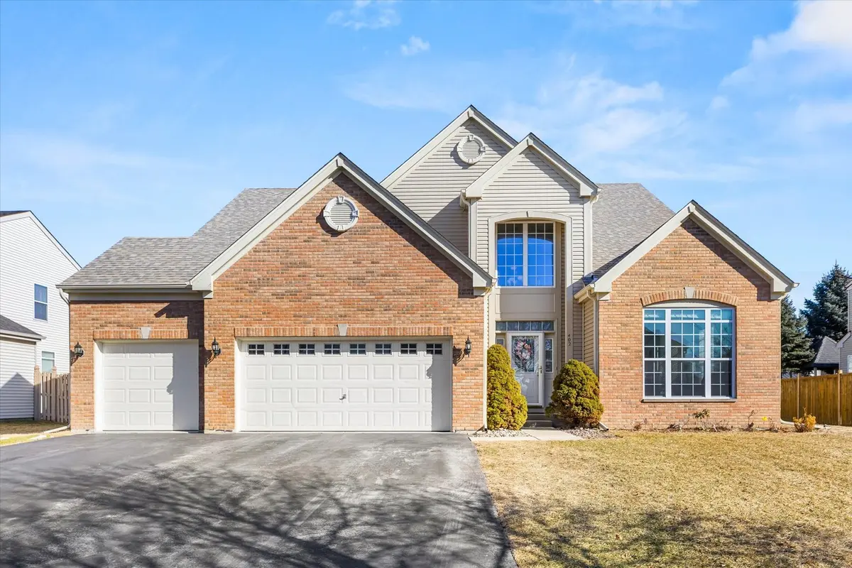 402 S Palmer DR, Bolingbrook, IL 60490
