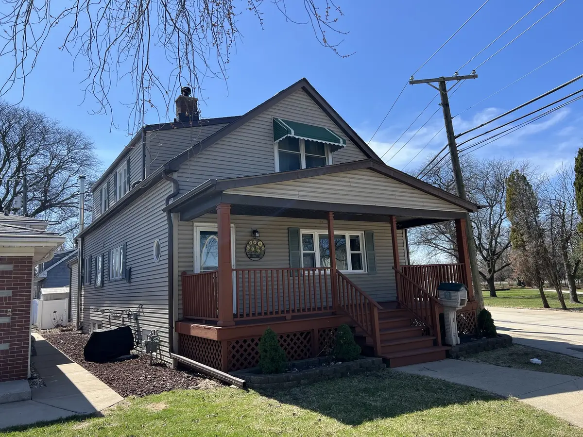 7813 W 65th PL, Bedford Park, IL 60501