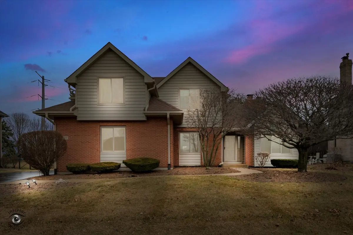 21377 Bramble DR, Frankfort, IL 60423
