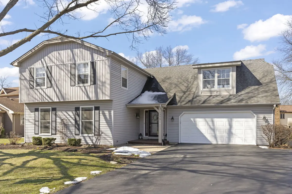 1256 Whitingham CIR, Naperville, IL 60540