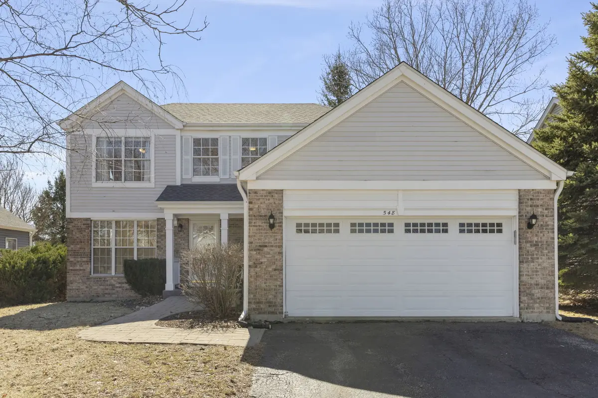548 Larkspur DR, Bolingbrook, IL 60440