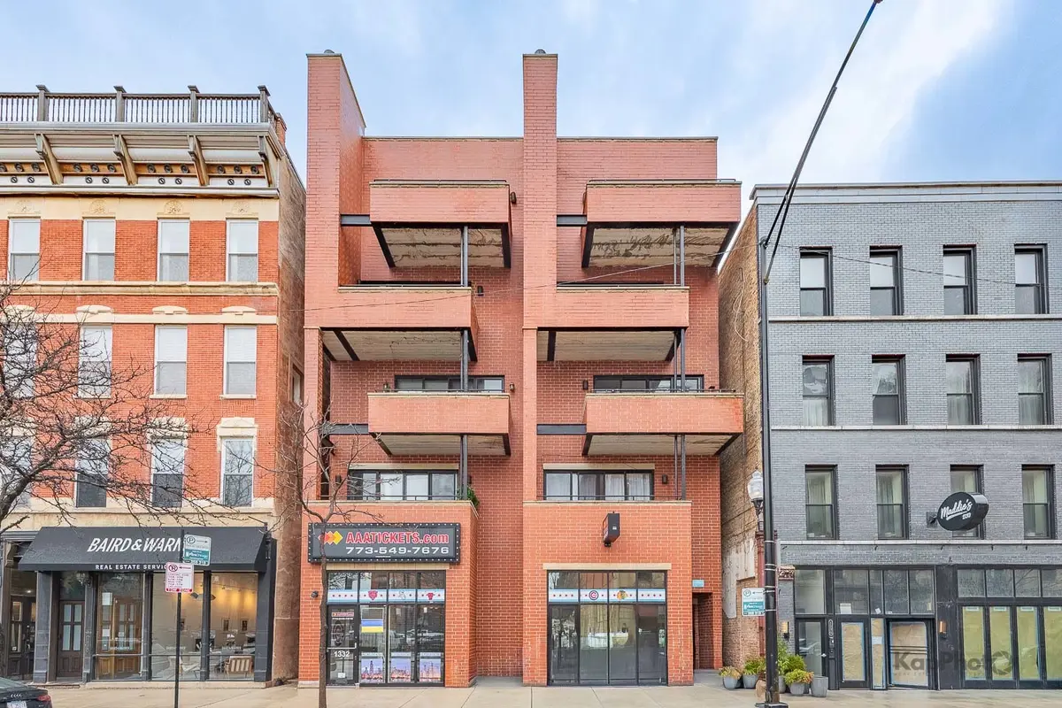 1332 W Madison ST #2W, Chicago, IL 60607