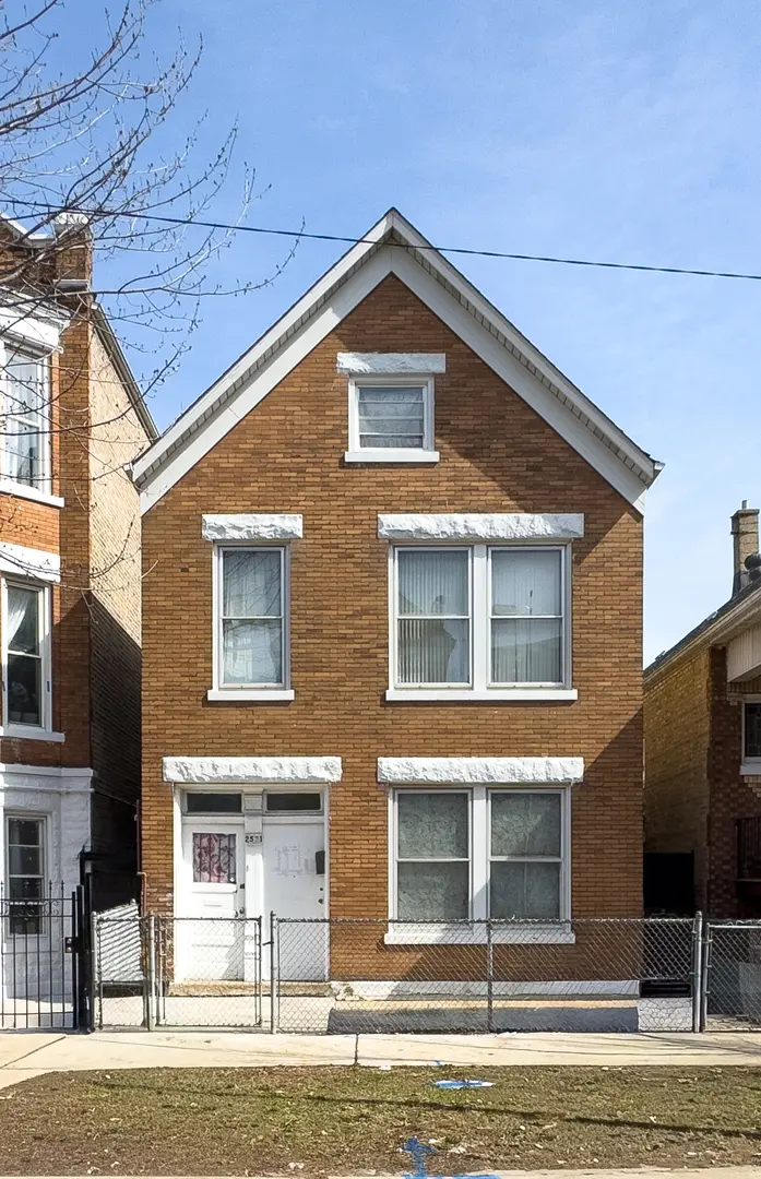 2531 S Christiana AVE, Chicago, IL 60623