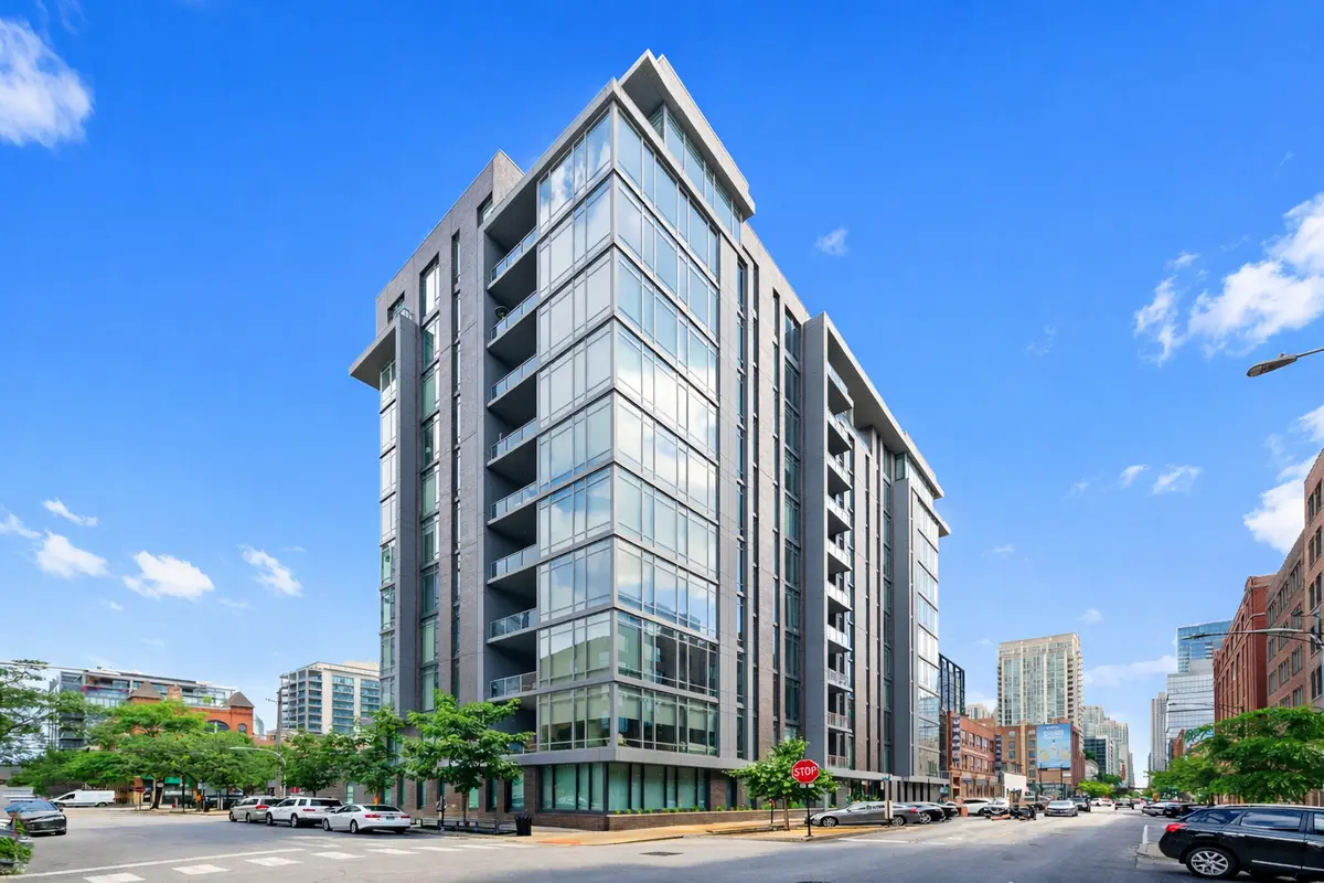 360 W Erie ST #5A, Chicago, IL 60654