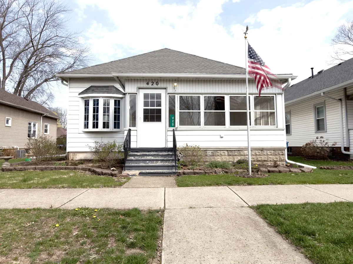 420 E Benton ST, Morris, IL 60450
