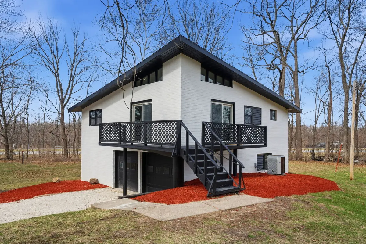 1258 US Highway 6, Coal Valley, IL 61240