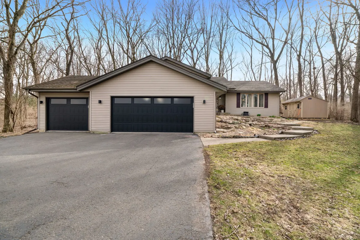 5115 E Hamlet CIR, Byron, IL 61010