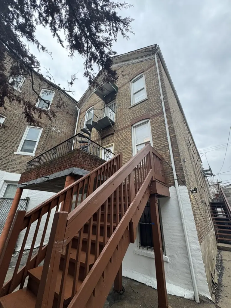 2127 S FAIRFIELD AVE, Chicago, IL 60608