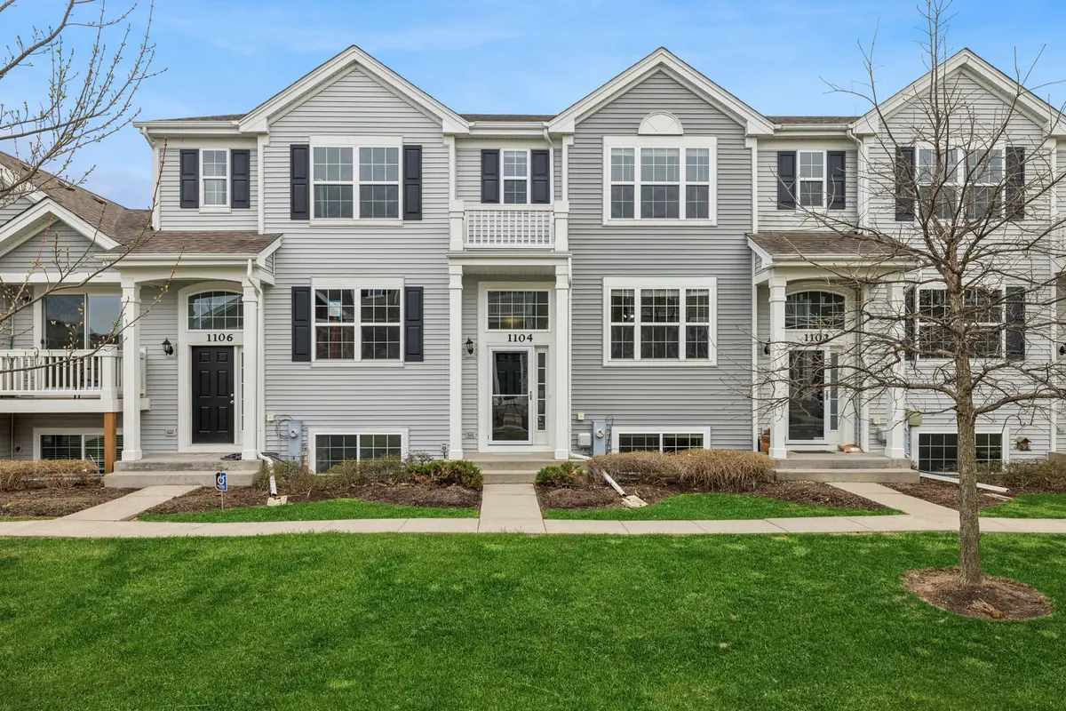 1104 Piccolo LN, Volo, IL 60073