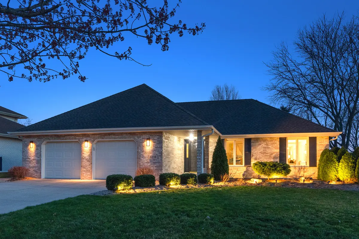 8239 W 138th ST, Orland Park, IL 60462