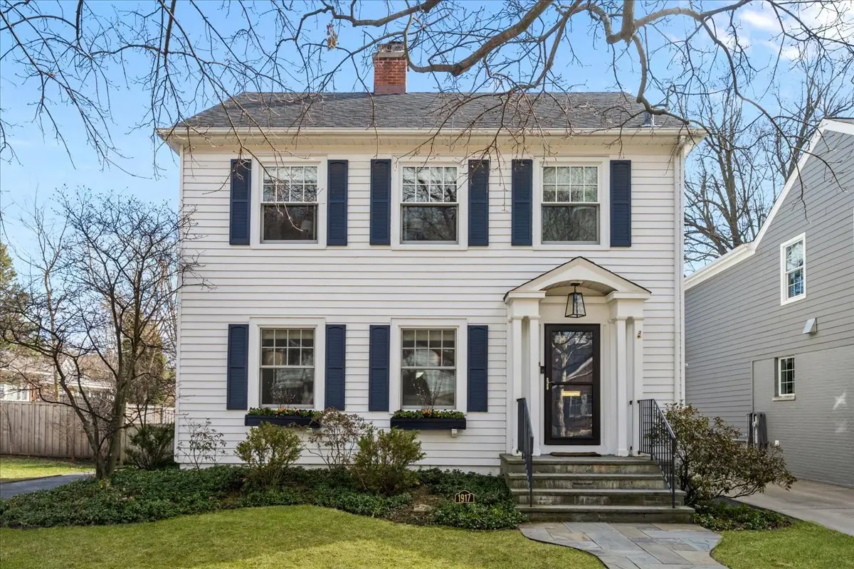 1917 Greenwood AVE, Wilmette, IL 60091