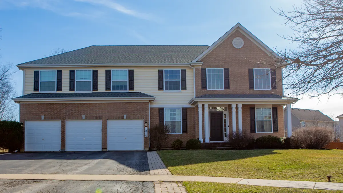 1210 Tulip Tree CT, Lake Villa, IL 60046